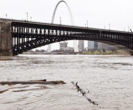 The Mississippi River is pictured flowing at 800,000 CFS (cubic feet per second) measured by the U.S. Geological Survey (USGS) in St. Louis, Missouri, December 31, 2015.  Missouri and Illinois were bracing for more flooding on Thursday as rain-swollen rivers, some at record heights, overflowed their banks, washing out hundreds of structures and leaving thousands of people displaced from their homes.  REUTERS/Kate Munsch - RTX20O4X