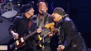 Bruce Springsteen (C), Stevie Van Zandt (R) and Roy Bittan perform during The River Tour at the LA Memorial Sports Arena in Los Angeles, California March 17, 2016. REUTERS/Mario Anzuoni - RTSB0L2