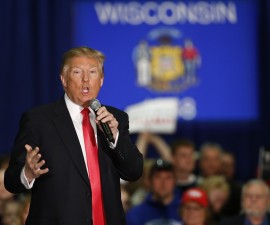 U.S. Republican presidential candidate Donald Trump speaks during a town hall event at the La Crosse Center in La Crosse, Wisconsin April 4, 2016. REUTERS/Kamil Krzaczynski - RTSDJBL