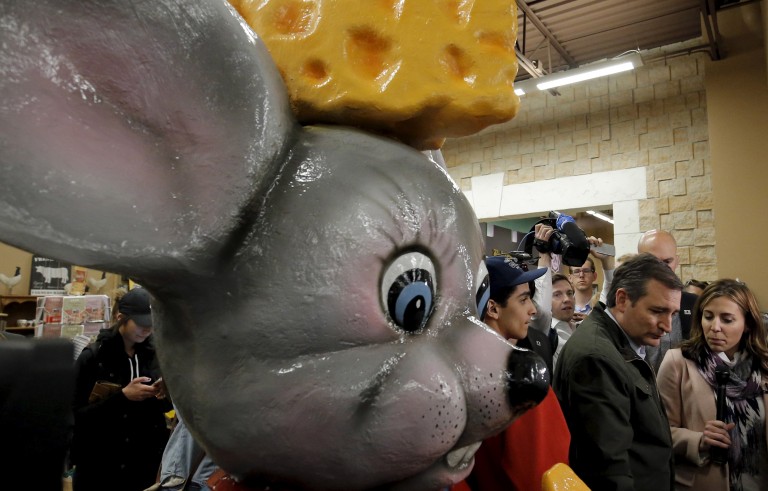 Sen. Ted Cruz makes a campaign stop at the Mars Cheese Castle in Kenosha, Wisconsin, on Monday. Photo by Jim Young/Reuters