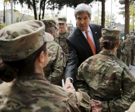 U.S. Secretary of State John Kerry meets U.S. military personnel at Resolute Support Headquarters in Kabul April 9, 2016. REUTERS/Jonathan Ernst - RTX297MQ
