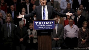 Republican U.S. presidential candidate Donald Trump speaks to supporters at a campaign rally in Albany, New York, April 11, 2016.  REUTERS/Mike Segar - RTX29IU3