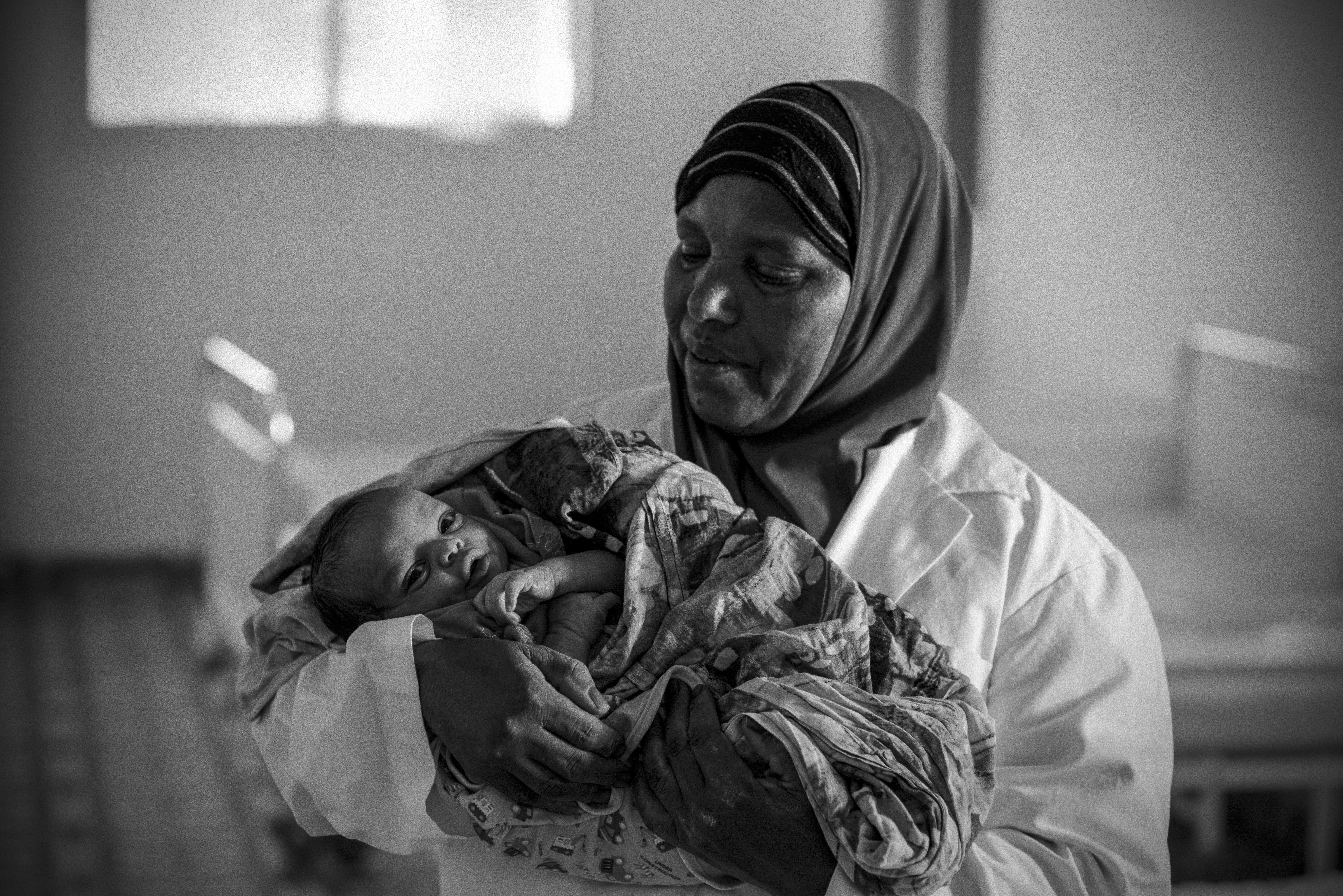 A baby is born into drought in Somalia. Photo by Sebastian Rich for UNICEF