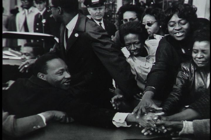 mlkdreamandobamamlkshakinghand