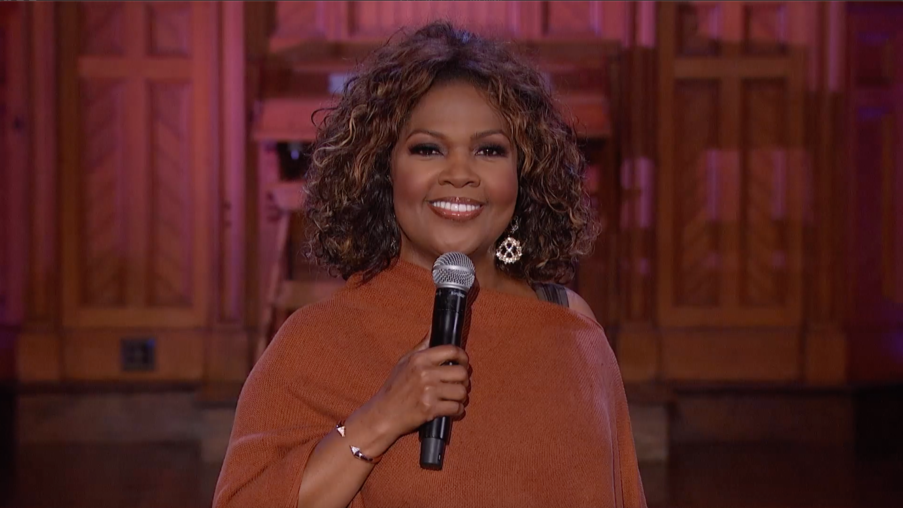 Behind the Scenes Interview with CeCe Winans