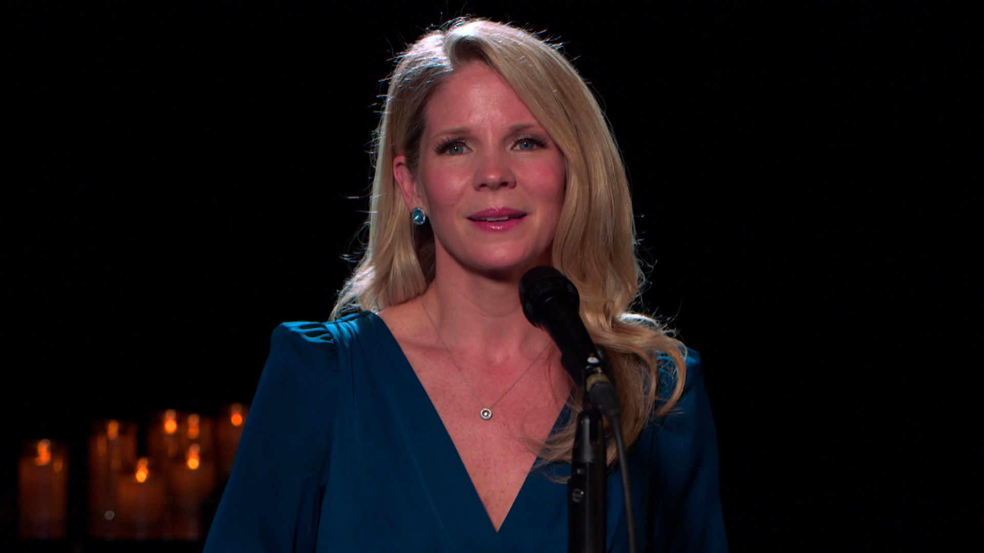 Kelli O'Hara Performs 