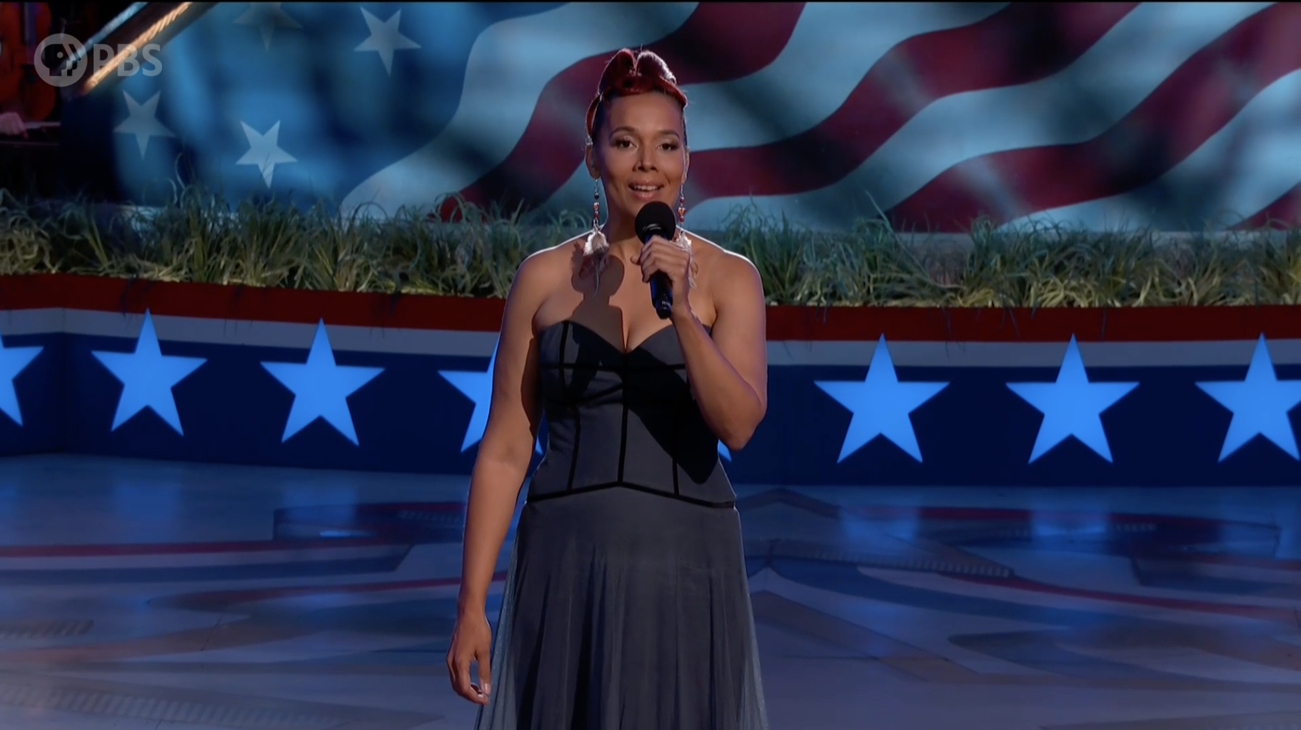 Rhiannon Giddens Performs 