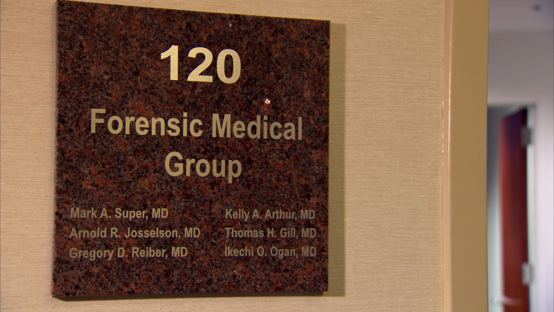 Autopsy Firm’s Risky Practices Lead to Errors