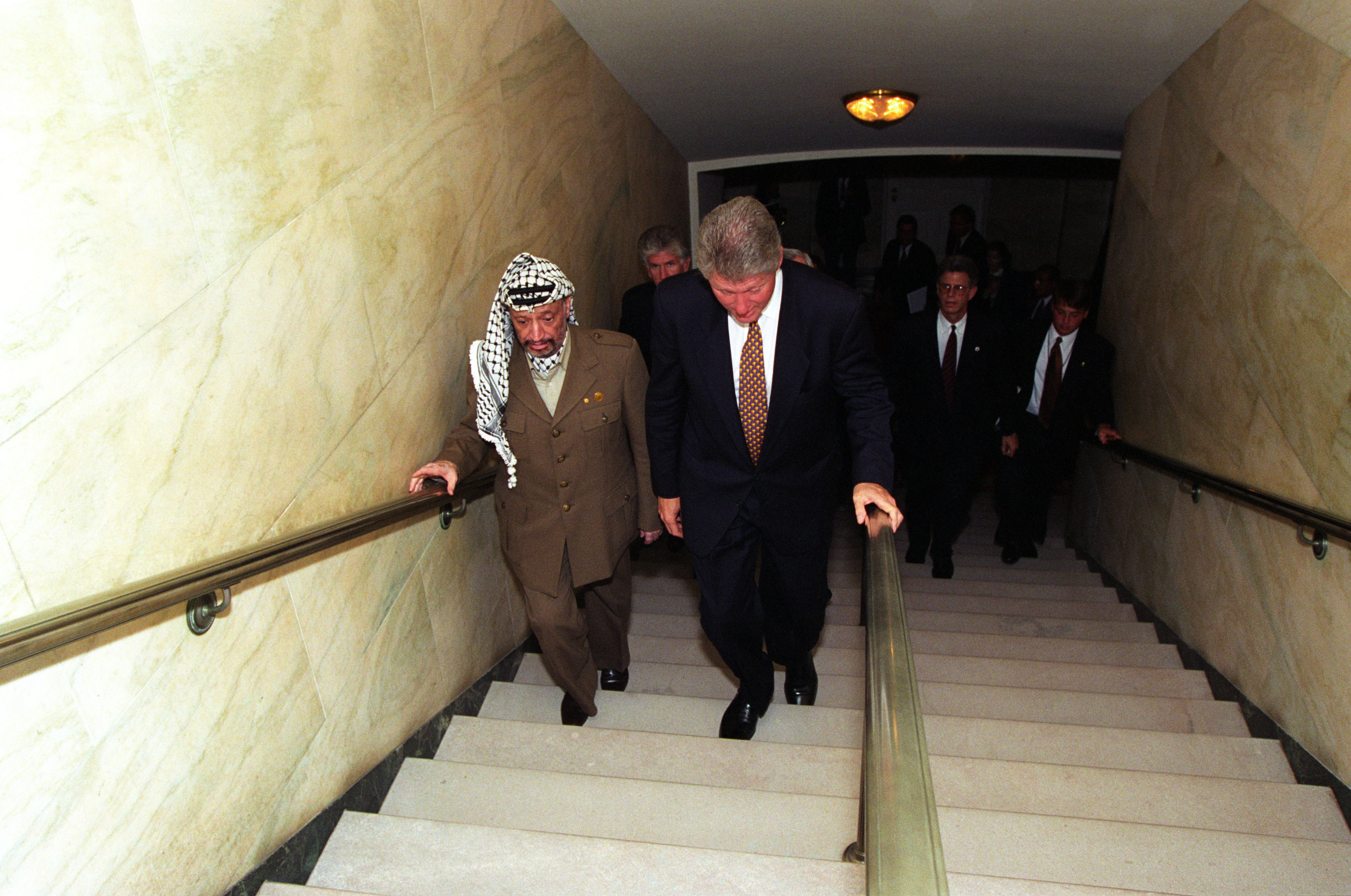 whthouse_clinton_arafat3