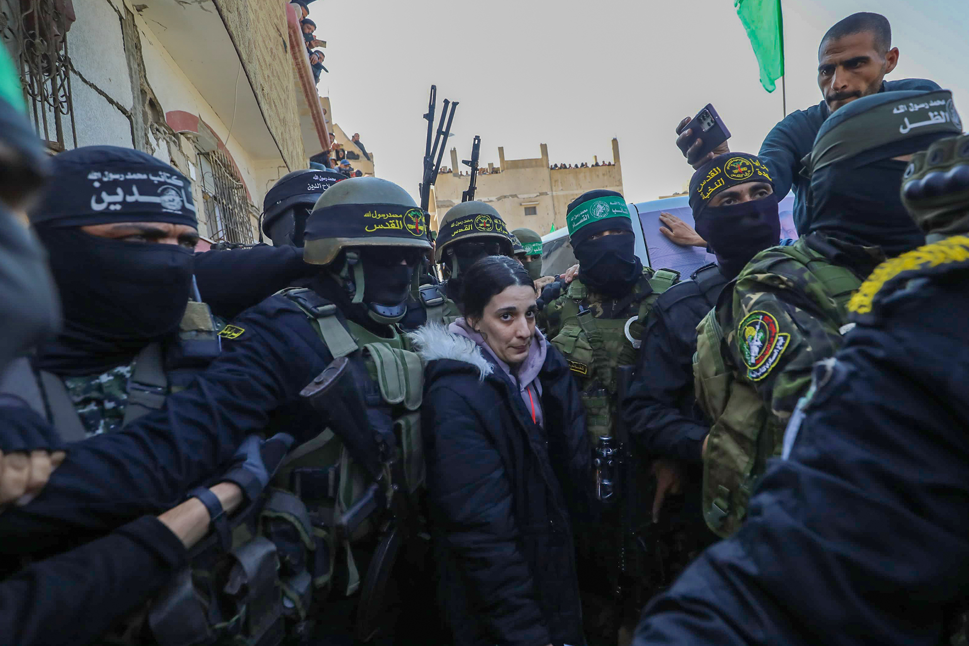 KHAN YUNIS, GAZA - JANUARY 30: 1 female Israeli hostage held in Gaza is handed over to Red Cross teams within the scope of the third part of the first phase of the hostage swap agreement between Hamas and Israel at Yahya Sinwar house in Khan Yunis, Gaza on January 30, 2025. (Photo by Moiz Salhi/Anadolu via Getty Images)