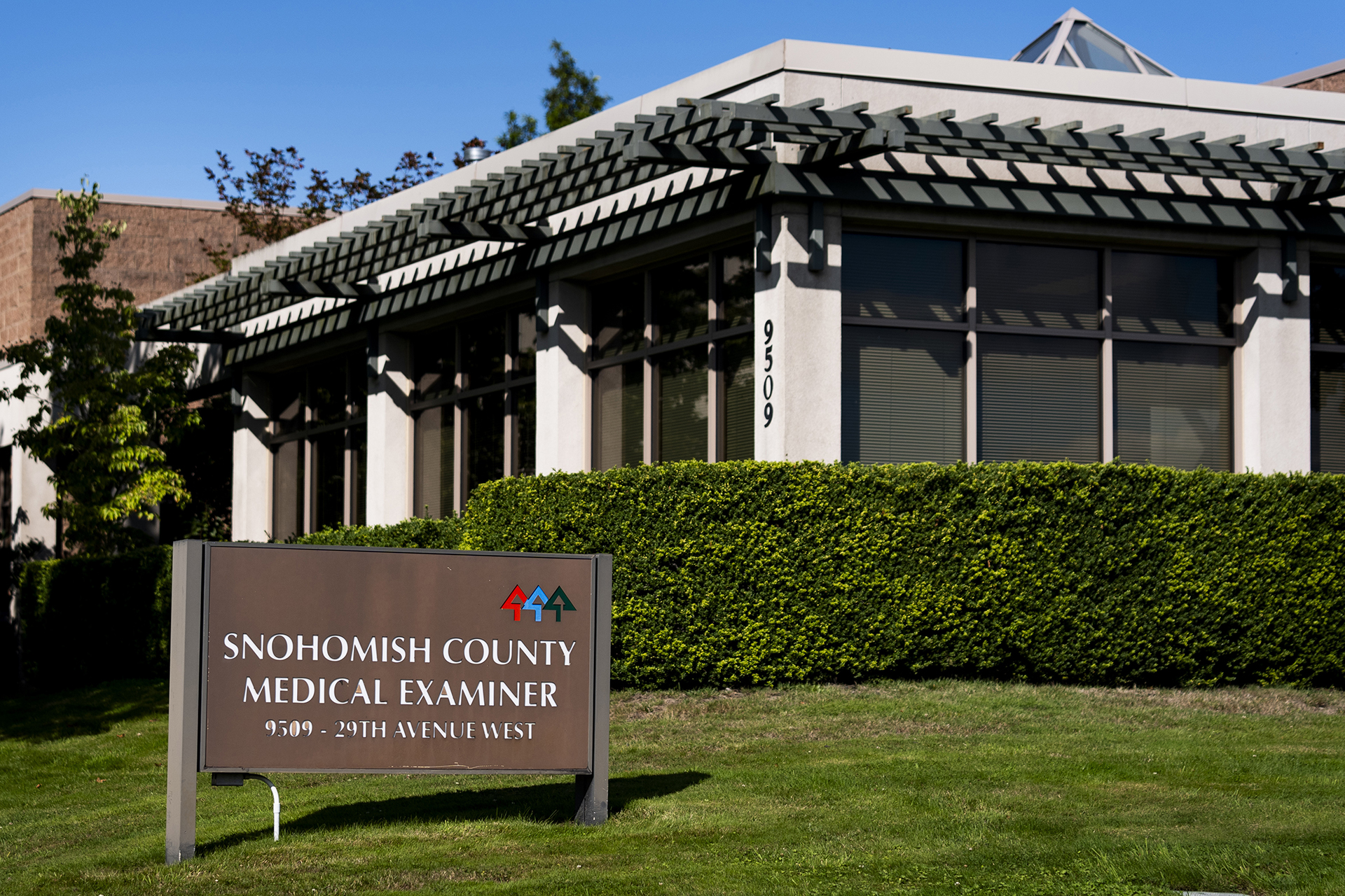 The Snohomish County Medical Examiner building is pictured Wednesday, Sept. 18, 2024, in Everett, Wash. (AP Photo/Lindsey Wasson)