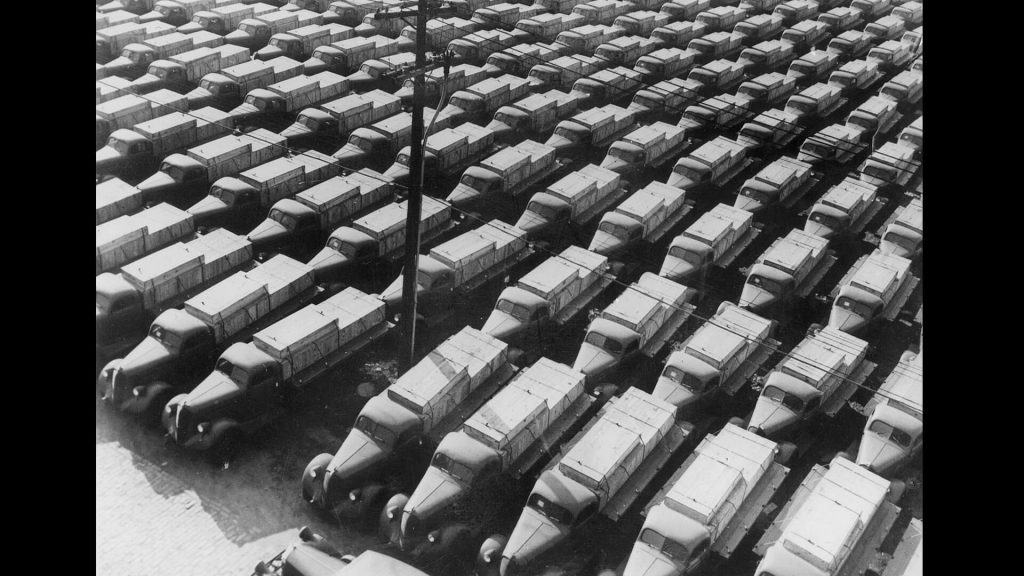 American trucks in New York Harbor, 1940