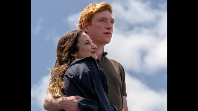 Andrea Riseborough (Alice) and Domhnall Gleeson (Jack) in Alice & Jack