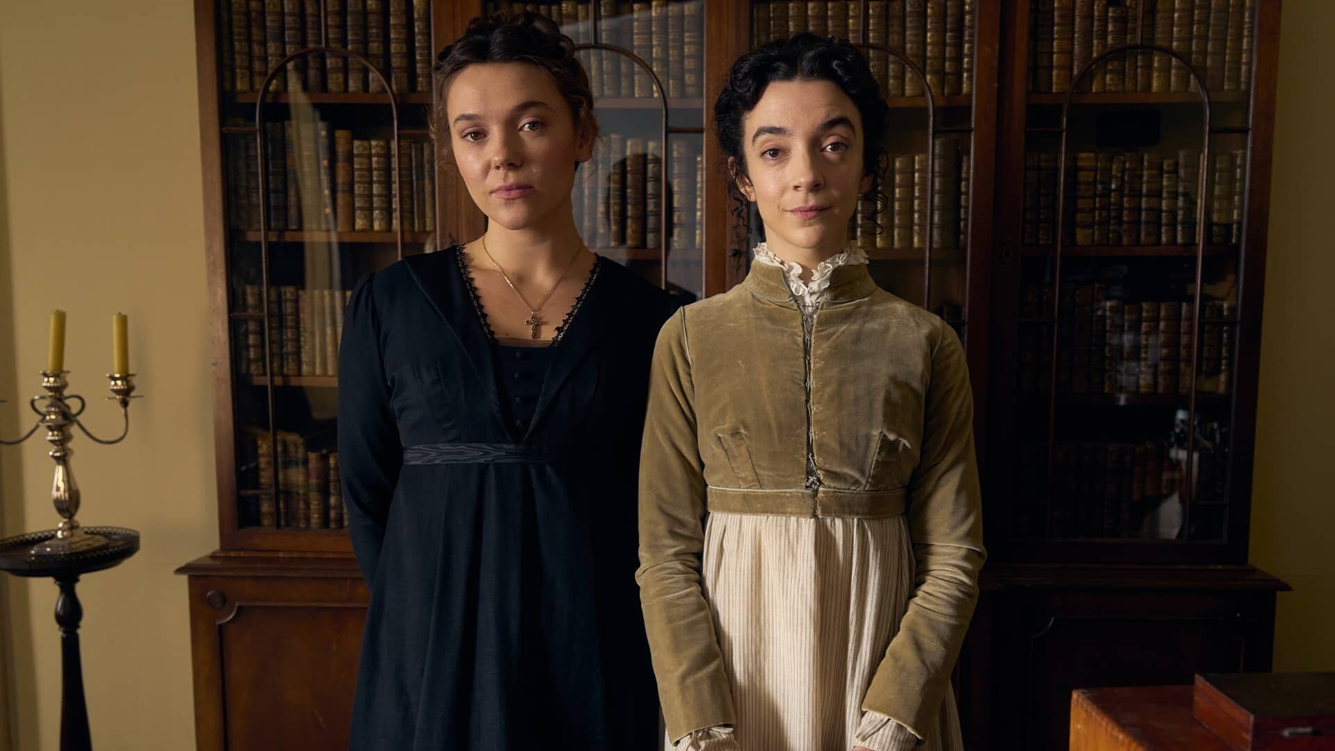 Synnøve Karlsen and Patsy Ferran as Cassandra and Jane in Miss Austen