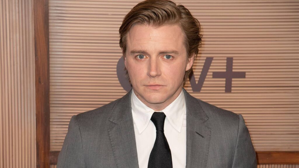 The Gold star Jack Lowden