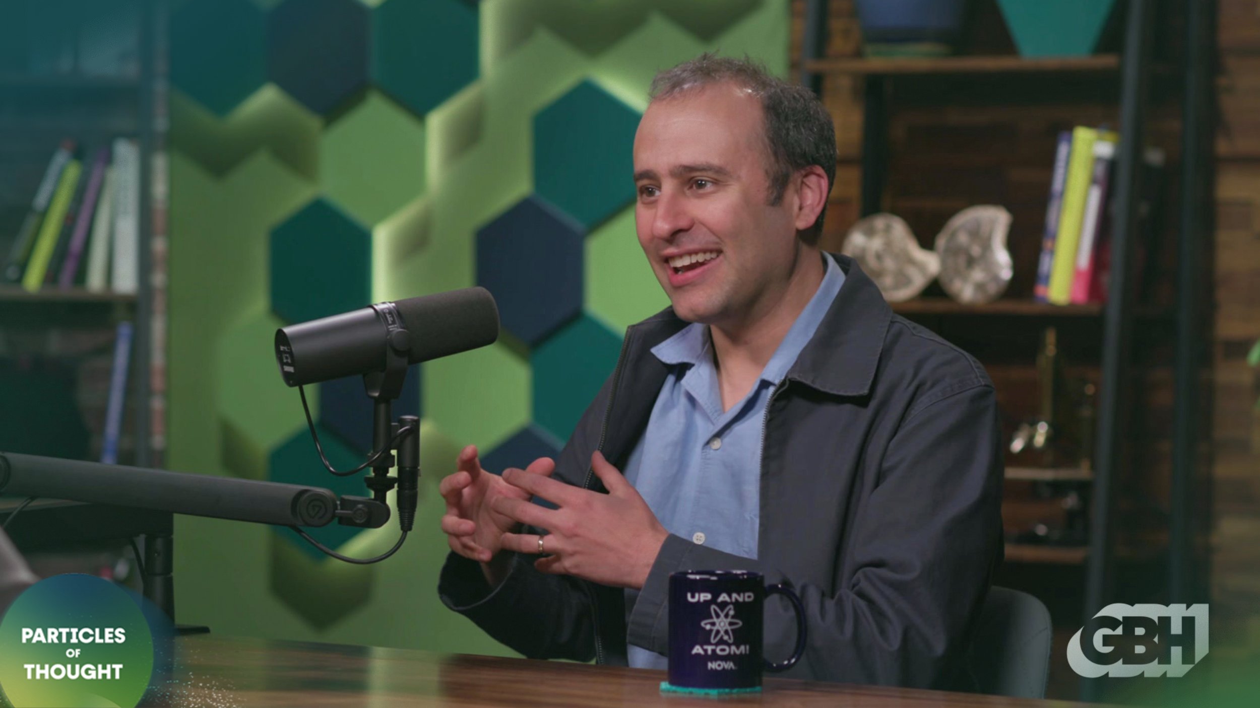 Photo of Steve Brusatte on the Particles of Thought podcast