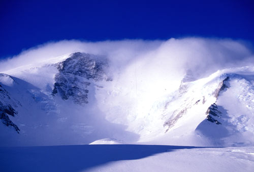 Headwall during windstorm