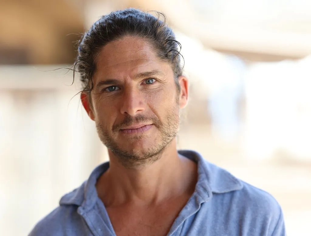 Color headshot photo of appraiser Robert Waterhouse