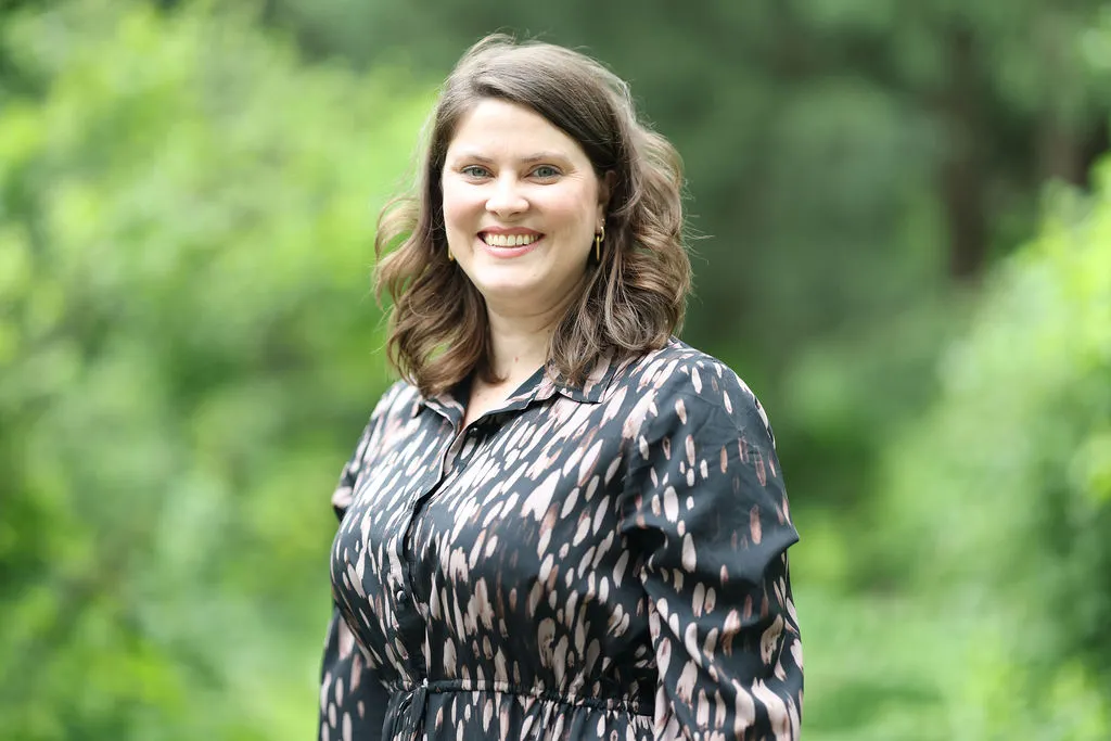 Color headshot photo of appraiser Samantha Robinson