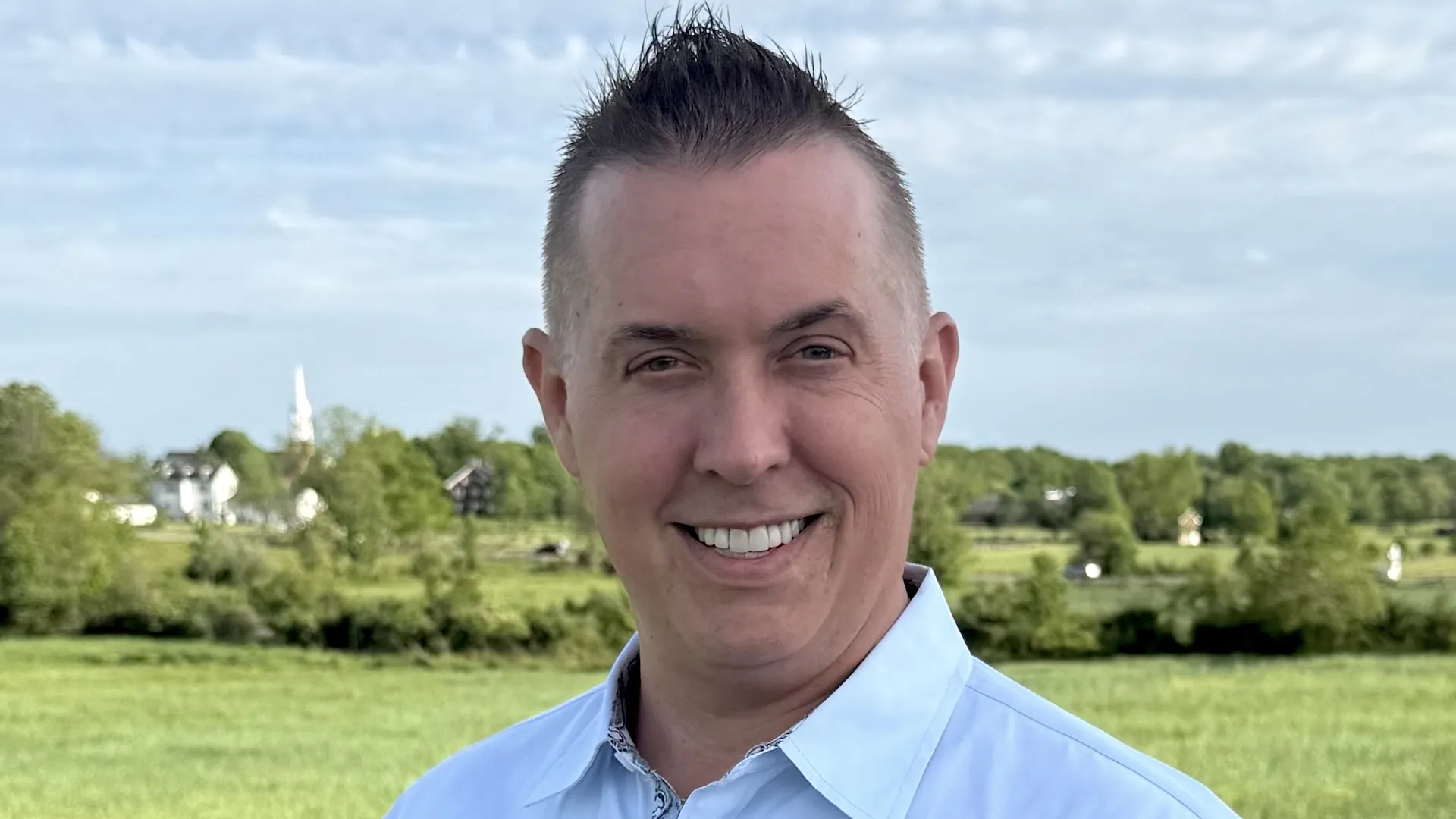 Color photograph of appraiser Bendan Synnamon