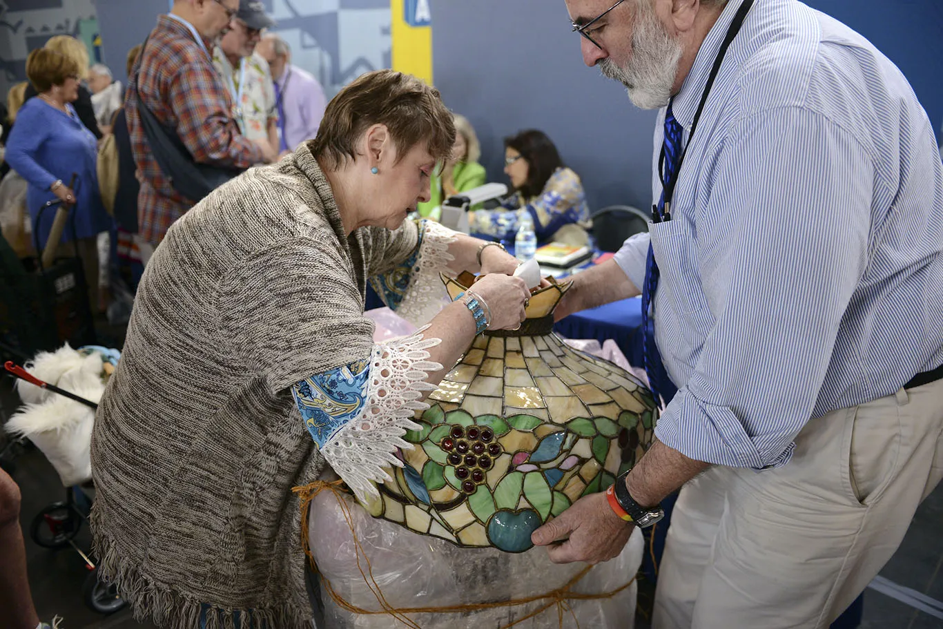 Photos from ANTIQUES ROADSHOW's June 25th appraisal event in Virginia Beach, Virginia.