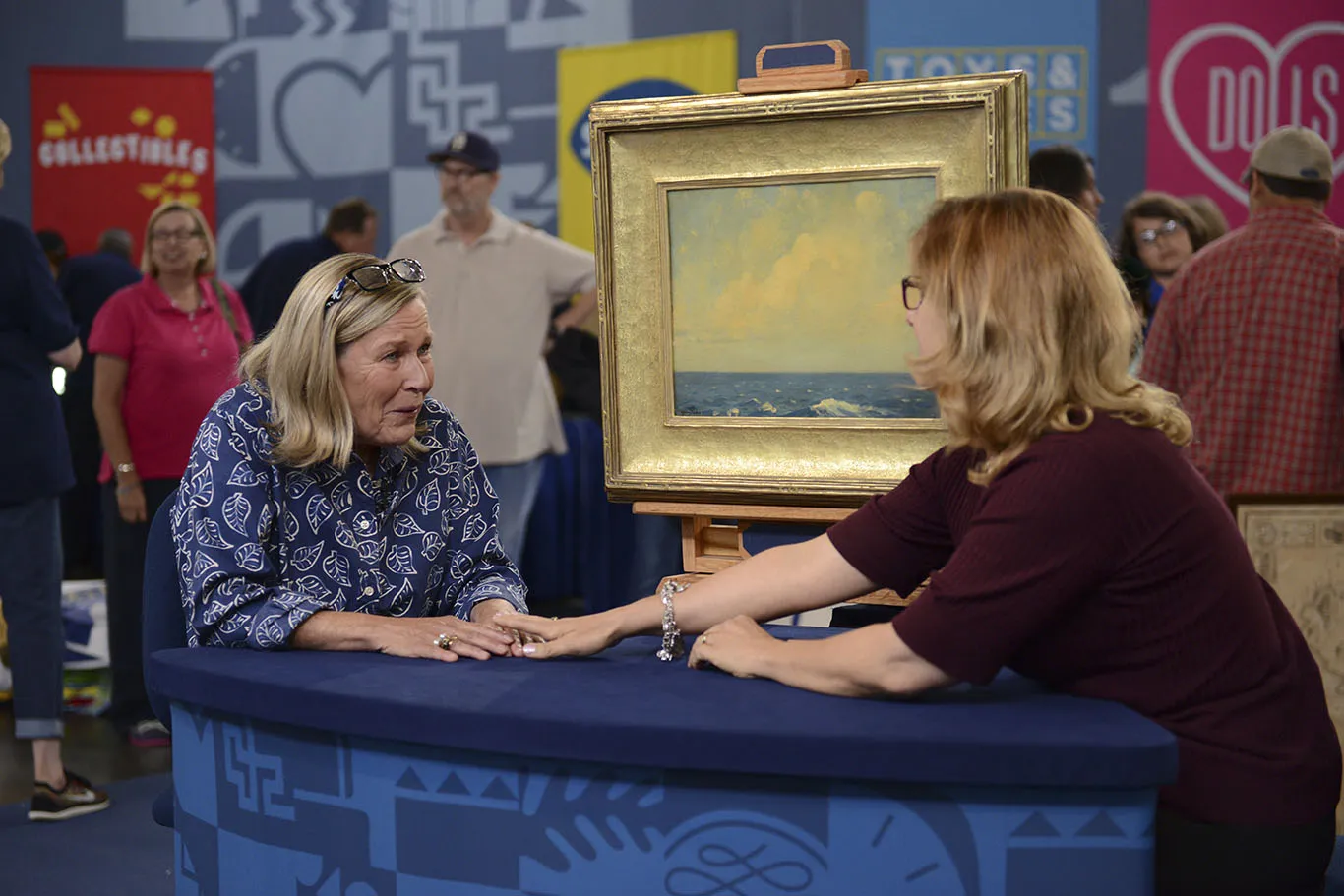 Photos from ANTIQUES ROADSHOW's June 25th appraisal event in Virginia Beach, Virginia.