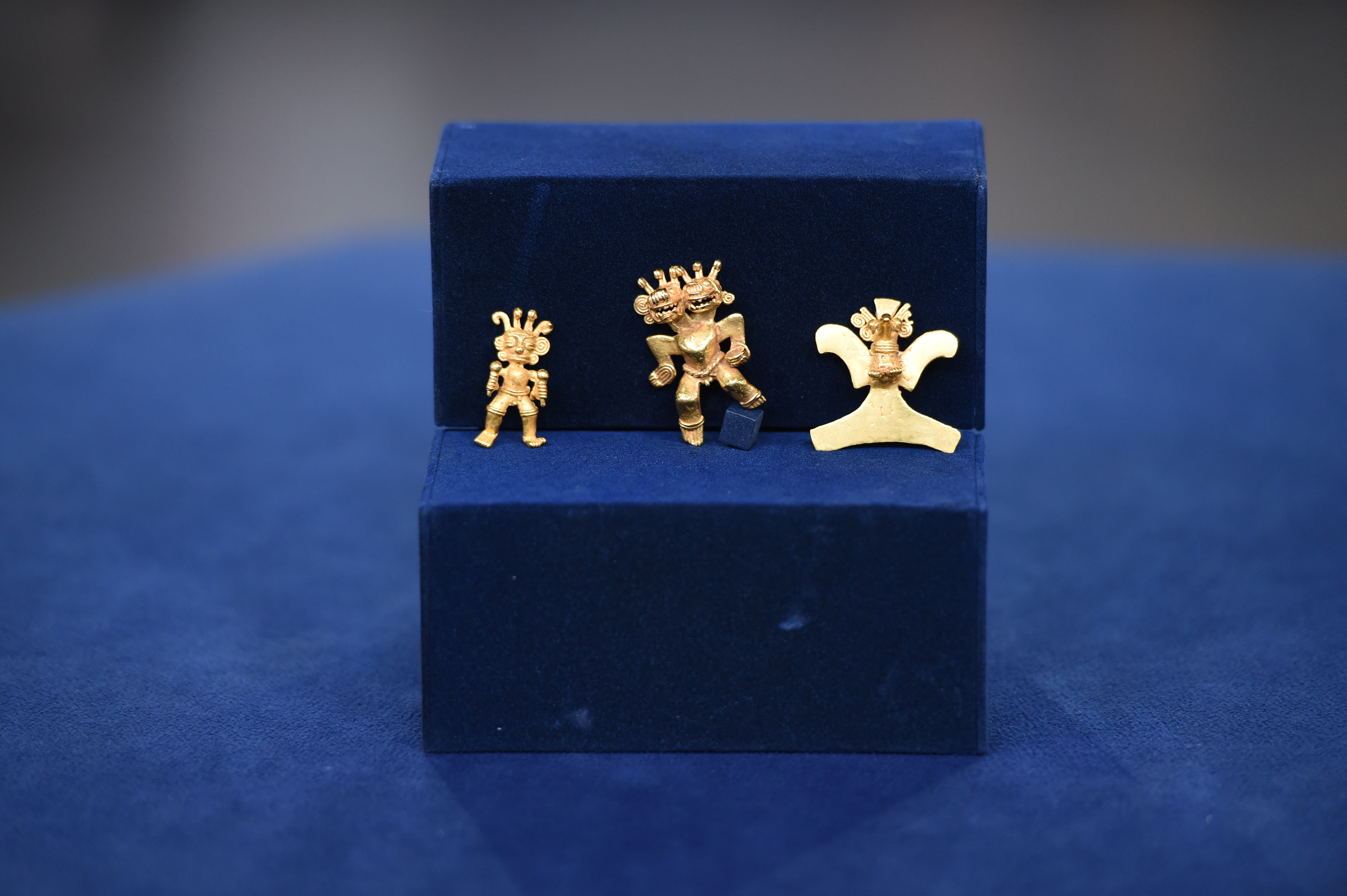 Diquís & Veraguas Gold Pendants, ca. 1000