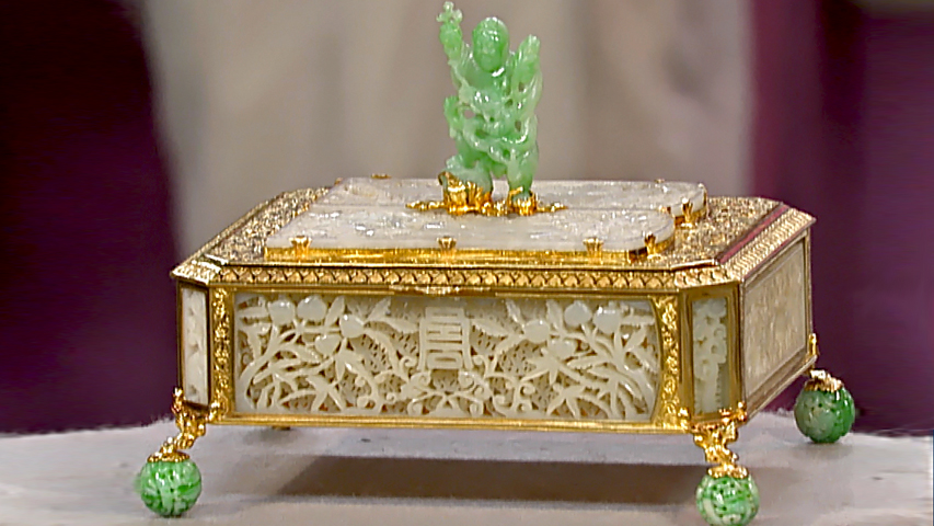 【アンティーク】卵型玉翡翠　置物　飾り台・箱付 jade antiques Antiques Roadshow | PBS
