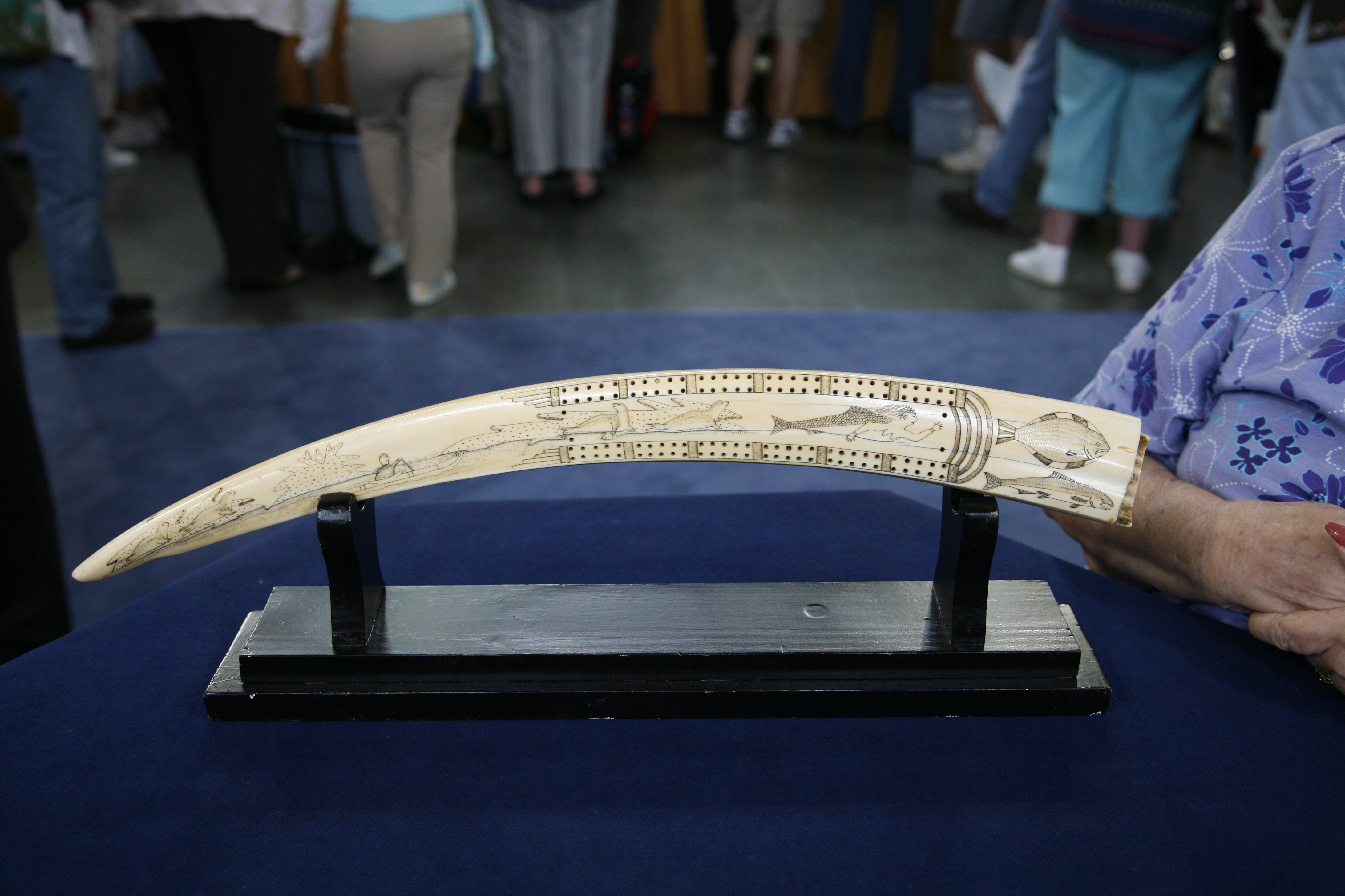 Inupiaq Scrimshaw Cribbage Board, ca. 1920