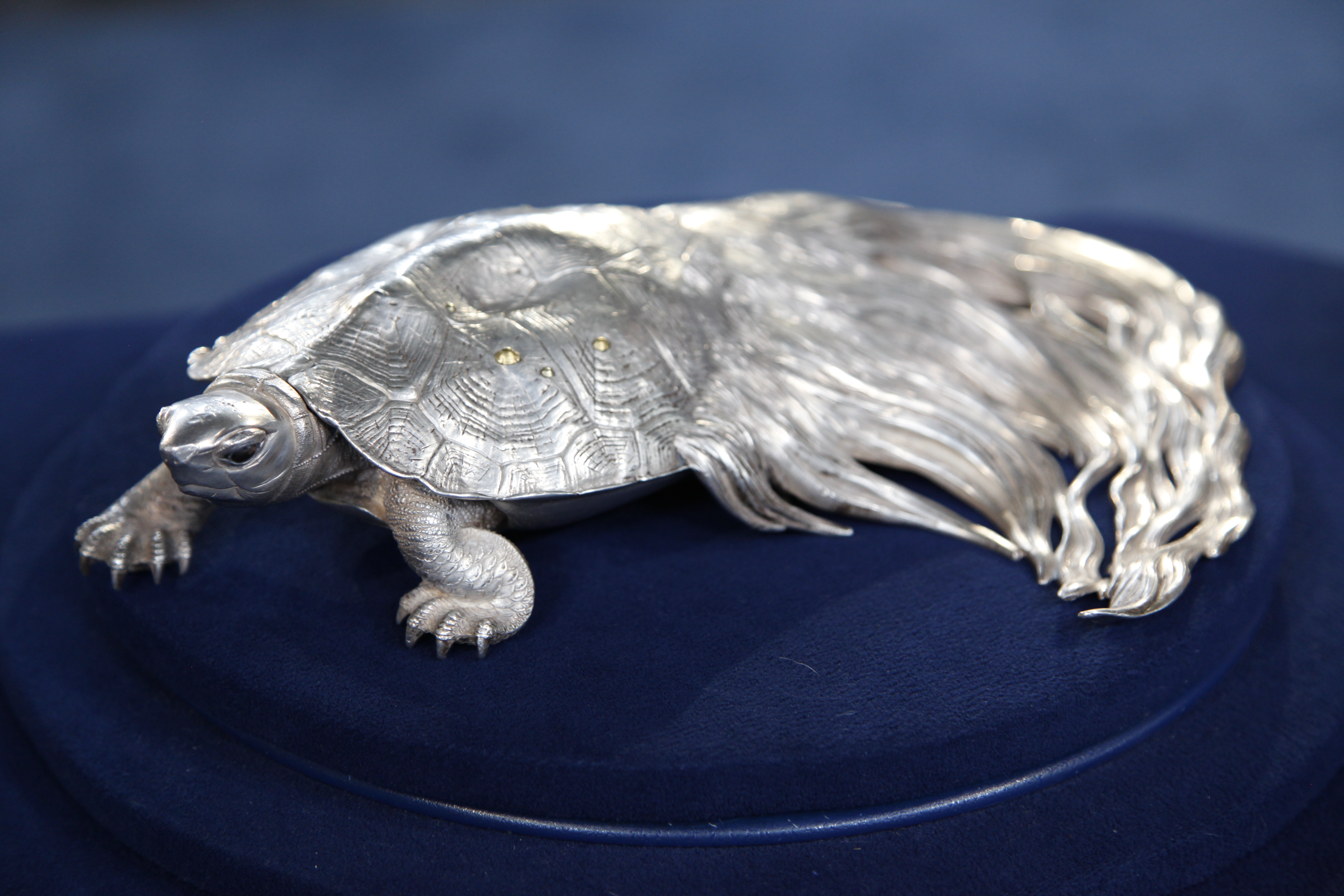 Japanese Silver Tortoise, ca. 1900 | Antiques Roadshow | PBS