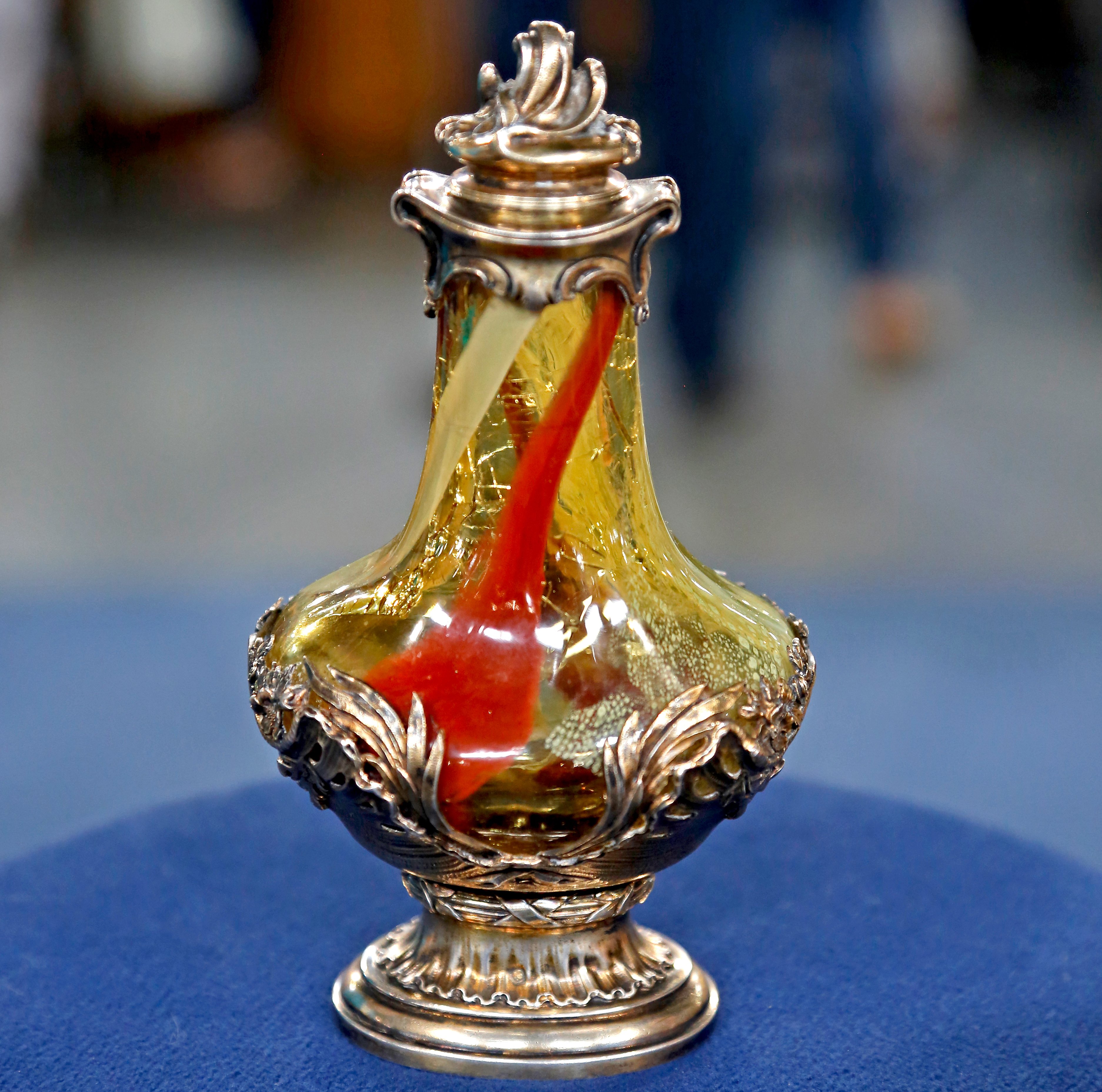 Léveillé & Rousseau Perfume Bottle, ca. 1890 | Antiques Roadshow