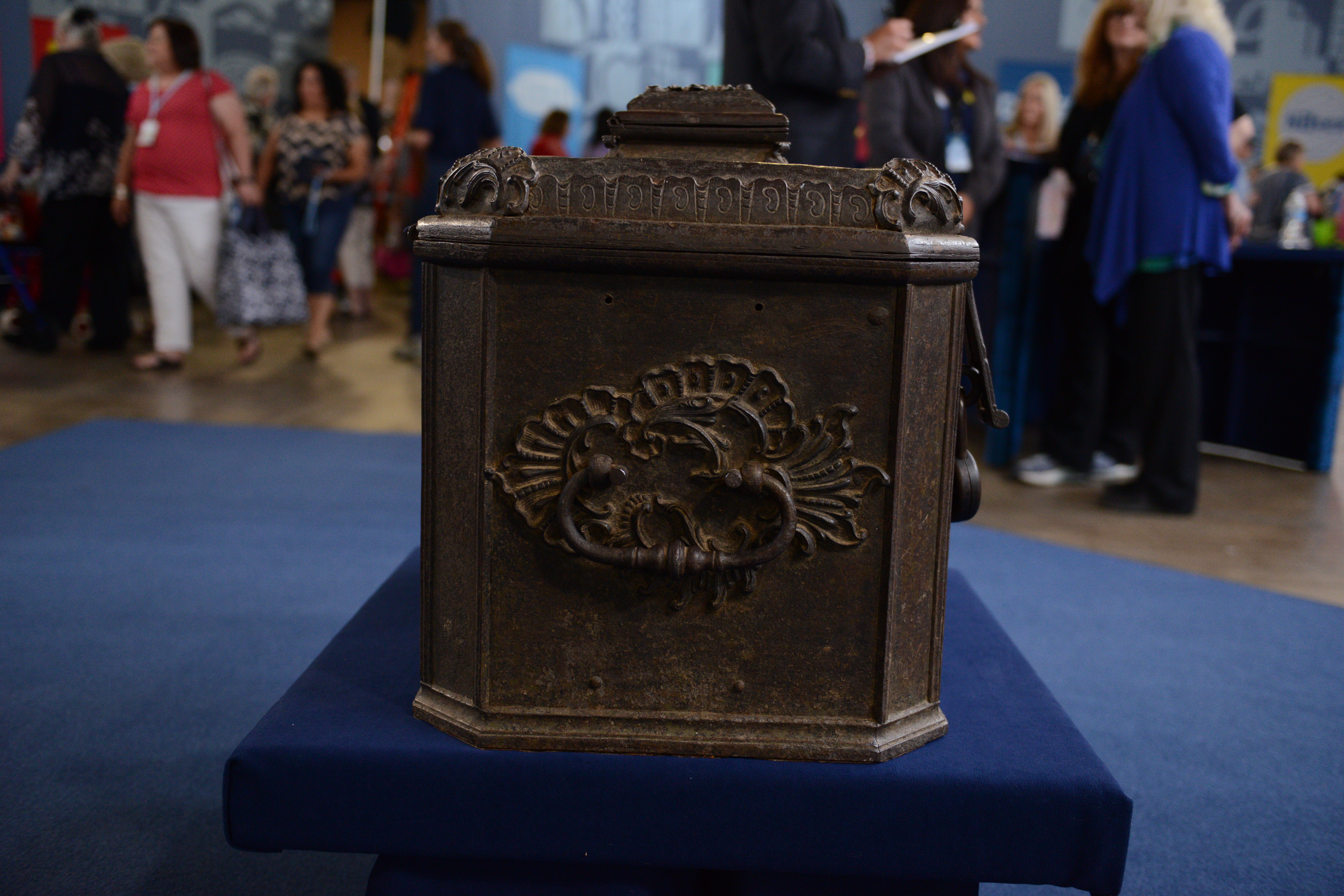 German Baroque Lockbox, ca. 1625 | Antiques Roadshow | PBS