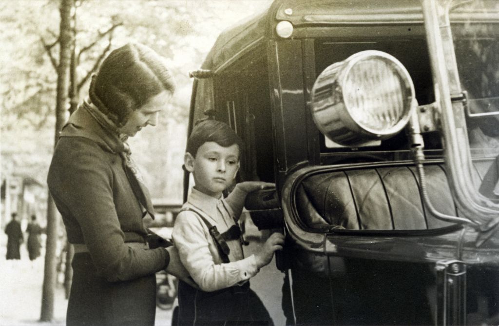 Mike Nichols (right) and his mother (left). Photo courtesy of the Nichols family.