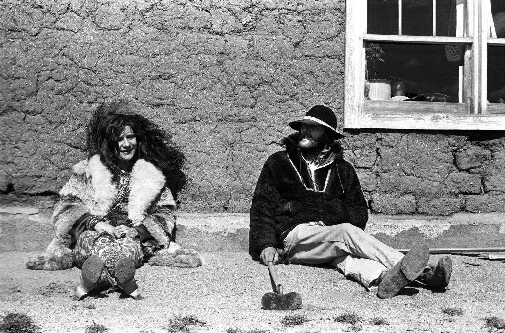 Janis Joplin (l) and Tommy (r)