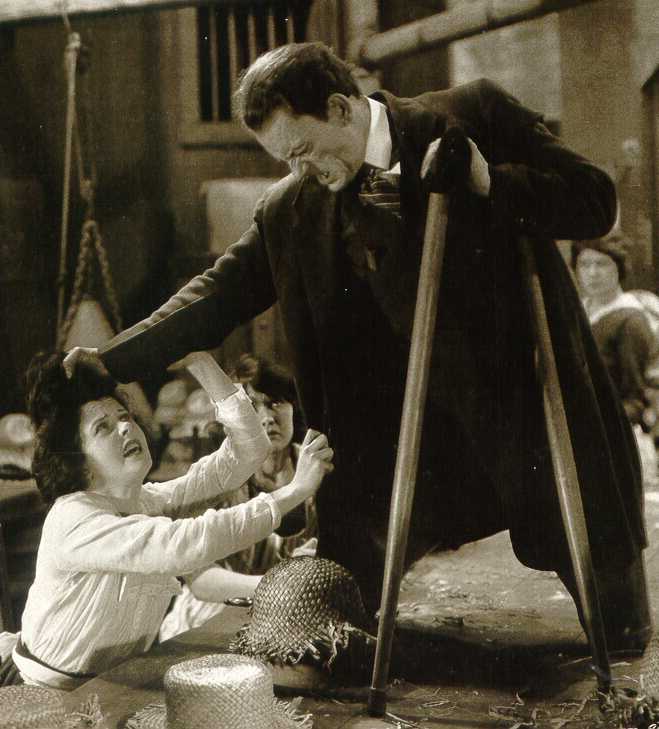 Ethel Grey Terry and Lon Chaney in "The Penalty" (1920).