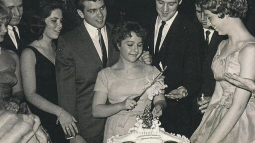 Brenda Lee: Rockin' Around -- When Brenda Lee eloped with her husband