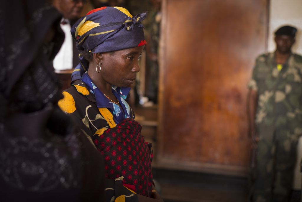 Mother of adolescent sexual violence victim testifies at Military Tribunal, Bukavu, Democratic Republic of the Congo. Credit: Jonathan Silvers