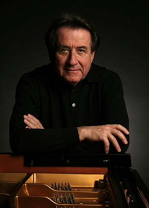 Rudolf Buchbinder  Great Performances: Vienna Philharmonic Summer Night Concert ©2015 Marco Borggreve