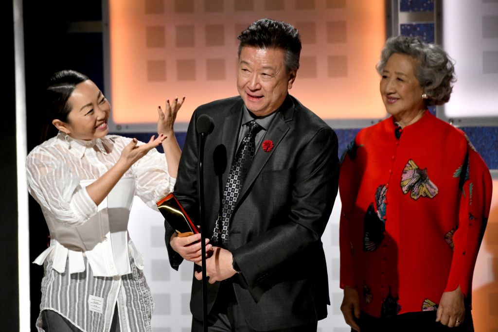 BEVERLY HILLS, CALIFORNIA - JANUARY 11: (L-R) Lulu Wang, Tzi Ma, and Zhao Shuzhen accept Best Intergenerational for 'The Farewell' onstage during AARP The Magazine's 19th Annual Movies For Grownups Awards at Beverly Wilshire, A Four Seasons Hotel on January 11, 2020 in Beverly Hills, California. (Photo by Michael Kovac/Getty Images for AARP)