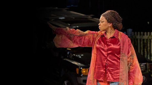 Hamlet -- Ato Blankson-Wood and Lorraine Toussaint in "Hamlet"