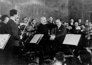 Arturo Toscanini and Bronislaw Huberman after the first Palestine Symphony concert in December, 1936. Courtesy of the Felicja Blumental Music Center Library/Huberman Archive.