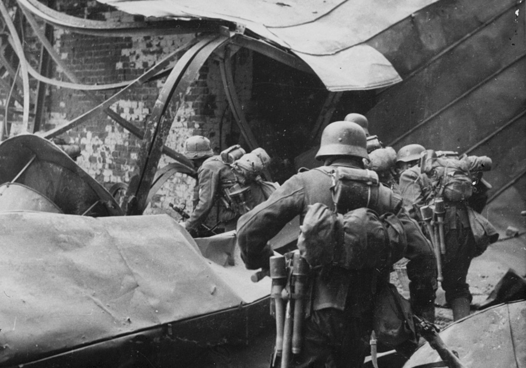 German soldiers advance through the factory district, Stalingrad October 1942.